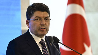 Adalet Bakanı Yılmaz Tunç, Çağlayan Adliyesi önünde konuştu: 34 gözaltı var, bir kişi yaralı yakalandı