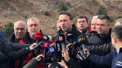 Bakan Bayraktar İliç'te açıklama yaptı: Göçük altındaki işçilerin lokasyonlarını tespit ettik