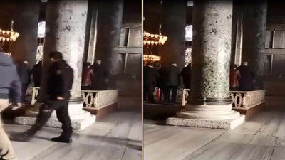 Ayasofya'da ezan okuyup namaz kıldılar