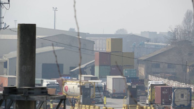 Kocaeli'de limandaki atık tankında patlama