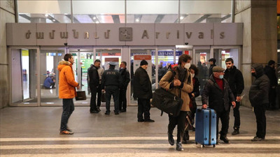 Paşinyan, Erivan'daki havaalanından Rus görevlileri çıkaracağı tarihi açıkladı