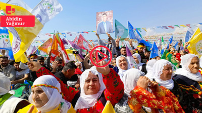 Mersin'de Newroz coşkusu: 'Aramıza örmek istedikleri duvarları başlarına yıkacağız'