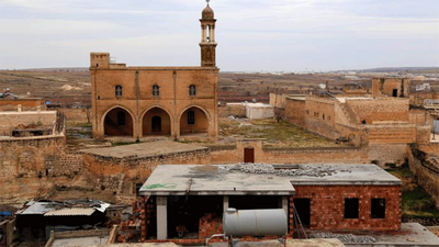 Midyat'taki tarihi dokuyu bozan inşaat yeniden başladı