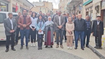 Savur'da taşıma seçmen tepkisi: Oturacak koltuğunuz var ama yatacak yeriniz yok