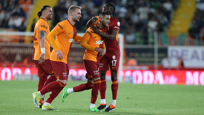 Galatasaray, Alanyaspor'u 4-0 mağlup etti