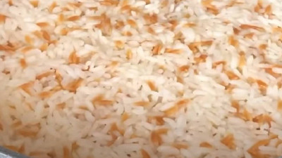 Pilavın tane tane olması için en uygun yöntem! Pişirme öncesi uygulayabilirsiniz...