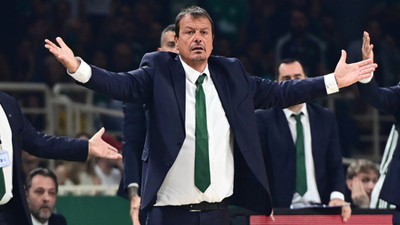 Ergin Ataman, Tel Aviv ekibinden bir görevlinin kendisini tehdit ettiğini öne sürdü