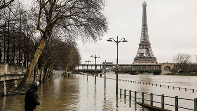 Seine Nehri 'taşmak üzere'