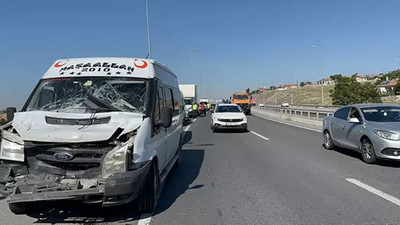 Kayseri'de beş araç zincirleme kazaya karıştı: 10 yaralı