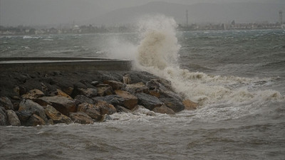 Meteoroloji'den denizde fırtına uyarısı