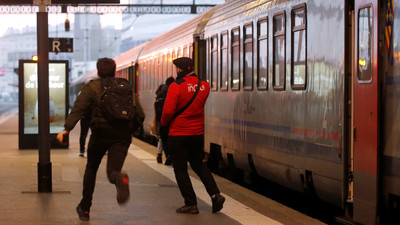 Lyon metrosunda bıçaklı saldırı: En az üç kişi yaralandı