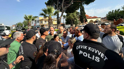 Menemen Belediyesi'nde işten çıkarılan işçiler meclise alınmadı, polisle arbede çıktı