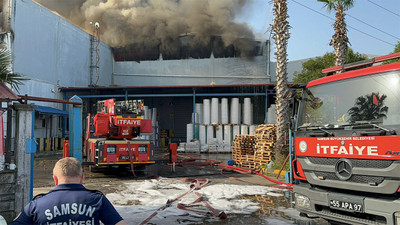 Samsun'da plastik fabrikasında yangın: Müdahale ediliyor