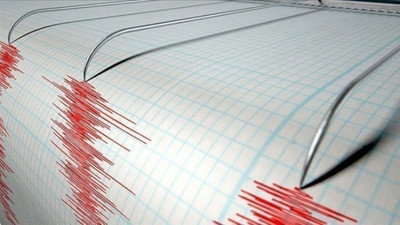 İran’da deprem: Dört kişi öldü, 120 yaralı