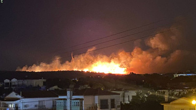 İzmir Çeşme'de makilik alanda yangın