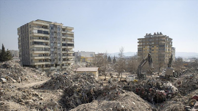 58 kişinin öldüğü Ebrar Sitesi A Blok'a ilişkin dava 17 Ekim’e ertelendi