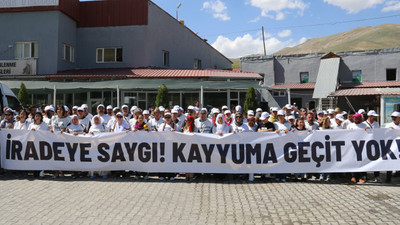 'İradeye saygı yürüyüşü' devam ediyor: 'Milyonlar arkamızda'