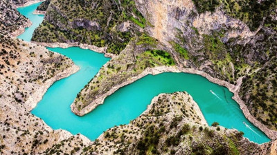 Ege'de kendine hayran bırakan cennet köşe. Akın akın turistler ziyaret ediyor