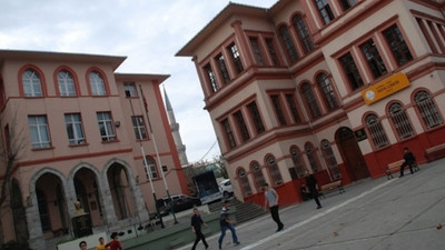 Vefa Lisesi Müdürü: Benim okulumda evrimi savunmazsınız