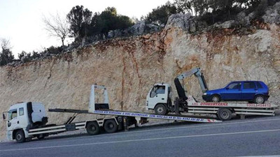 Otomobil için gelen çekici de arızalanınca, ikisini de yüklendi