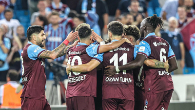 Trabzonspor, UEFA Avrupa Ligi 2. eleme turunda Ruzomberok'u yenerek bir üst tura yükseldi