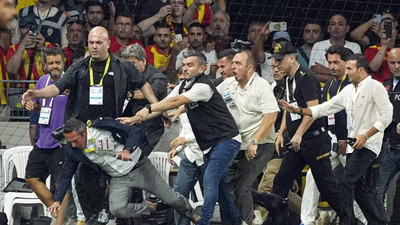 Fenerbahçe, Göztepe maçı olayları için 54 kişi hakkında suç duyurusu yaptı