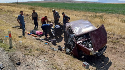 Yozgat'ta iki otomobil çarpıştı, üç kişi öldü