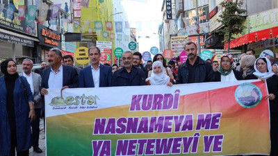 Van'da dil kurumlarına baskın ve gözaltı protestosu: Varlığımıza yönelik saldırılardır