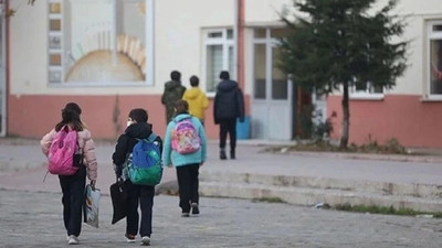 İstanbul Valiliği duyurdu: Okul çıkış saatlerine yılbaşı düzenlemesi