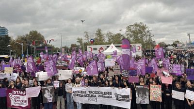 Kadıköy'de kadına şiddet eylemi: Manevi değer dediğiniz şey, kadın düşmanlığıdır