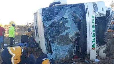 Aksaray'da yolcu otobüsü devrildi: 6 ölü, 34 yaralı var