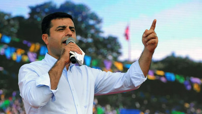 Selahattin Demirtaş'tan 'Kadınların Çığlığını Duyuyoruz' bildirisi: 'Toplumsal barış için buradan başlayalım'