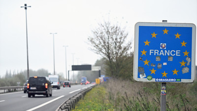 Schengen Bölgesi'nin geleceği tartışılıyor: Fransa da sınır kontrolüne başladı