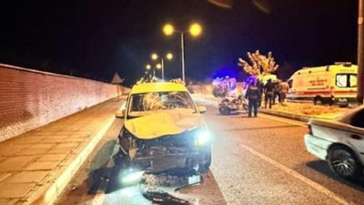 Bingöl'de ticari araç ile sepetli motosiklet çarpıştı: Bir ölü, iki yaralı