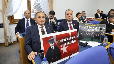 CHP'li milletvekillerinden, Bakan Güler’e "teğmenler" protestosu: 'Atatürkçülere sopa gösteriliyor'