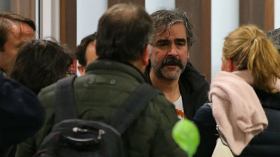 Alman basını: Deniz Yücel Almanya'ya dönmedi