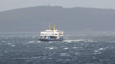 Çanakkale'de bazı feribot seferleri iptal edildi