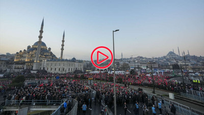 Galata Köprüsü'nde Filistin'e destek yürüyüşü