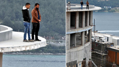 İşçiler ücretleri için turistik tesisin tepesine çıktılar