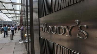 Moody's Türkiye'nin kredi notunu düşürdü