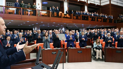 AKP'lilerin içeriği bile bilmeden Meclis'te el kaldırdığı ortaya çıktı