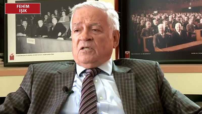 ‘Gül artık siyaset yapamaz, Arınç'ı konuşturan ise mecburiyetler'