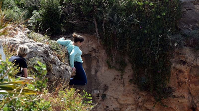 İntihar için çıktığı falezlerde dengesini kaybedip düştü