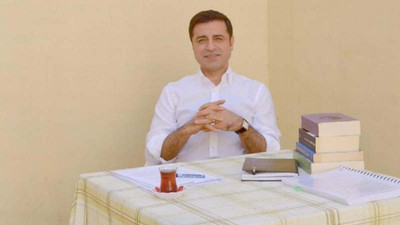 Demirtaş: Annelerin mesajından değil, terliğinden korkun