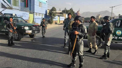 Afganistan'da stadyuma bombalı saldırı