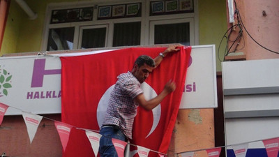 Aksaray Güvenlik Şube Müdür Yardımcısı: HDP tabelası astırmam