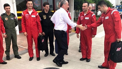 Muharrem İnce ile poz veren 'SoloTürk' ekibine gösteri cezası