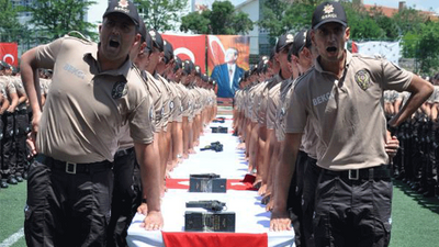 'Cumhurbaşkanımız bekçi düdüğü duymak istiyor'