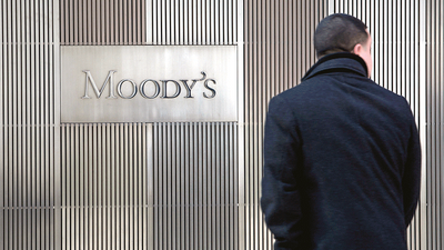 Moody's bankaları da negatif izlemeye aldı