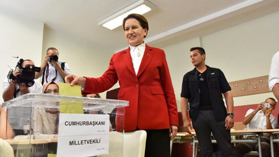 Meral Akşener oyunu kullandı